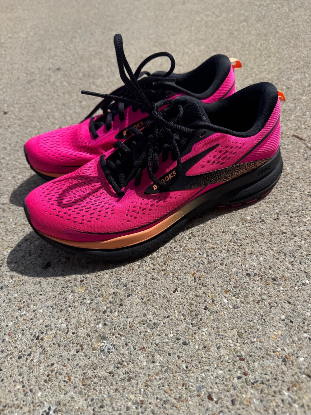Brooks Women’s Running Shoes - Hot Pink with Black Trim